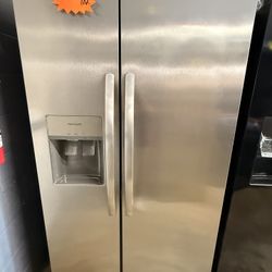 New Gray Frigidaire Refrigerator (FINANCED)