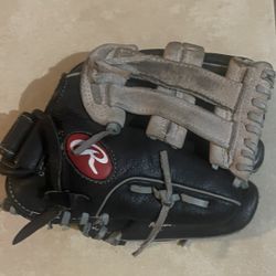 Rawlings Youth Baseball Glove 11in