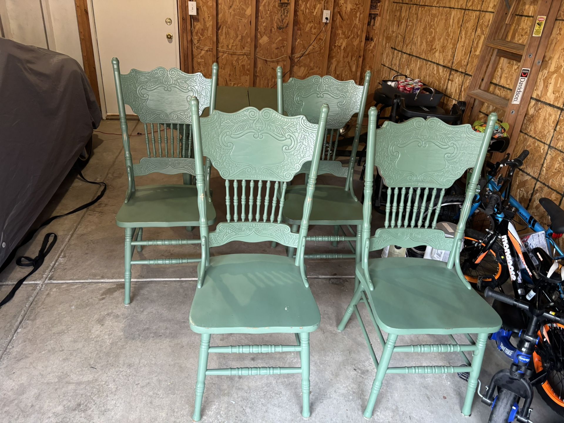 Used Dinning Set