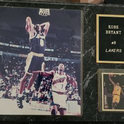 Kobe  Bryant Photot Plaque With Rookie Card