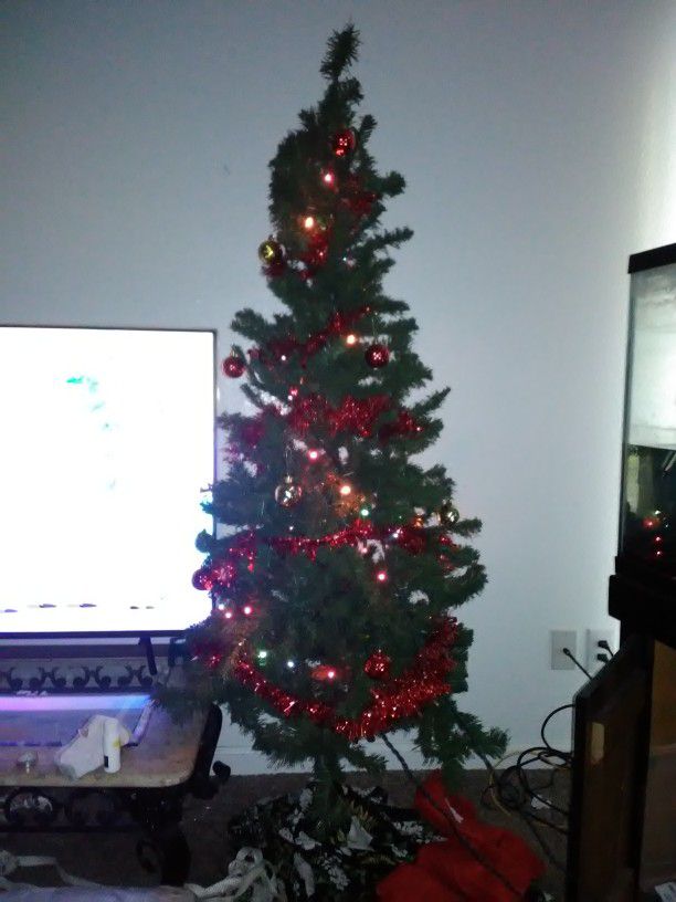 6 Ft Christmas Tree