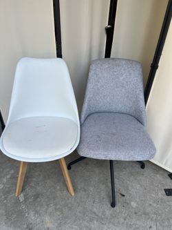Both Chair 15$