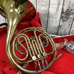 French Horn 