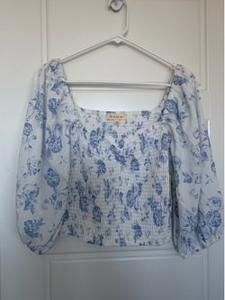 Women blouse NWT