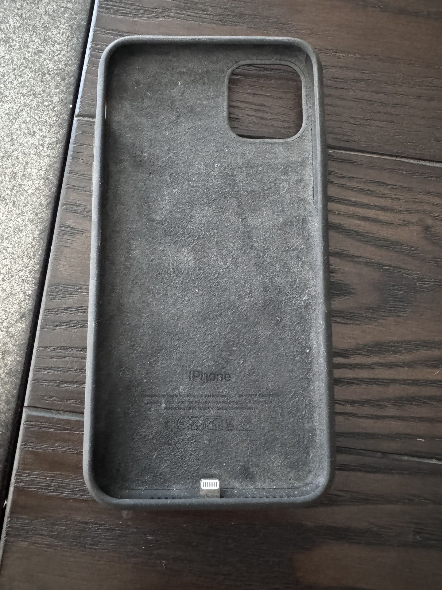 IPHONE 13 Pro Max Charging Case 