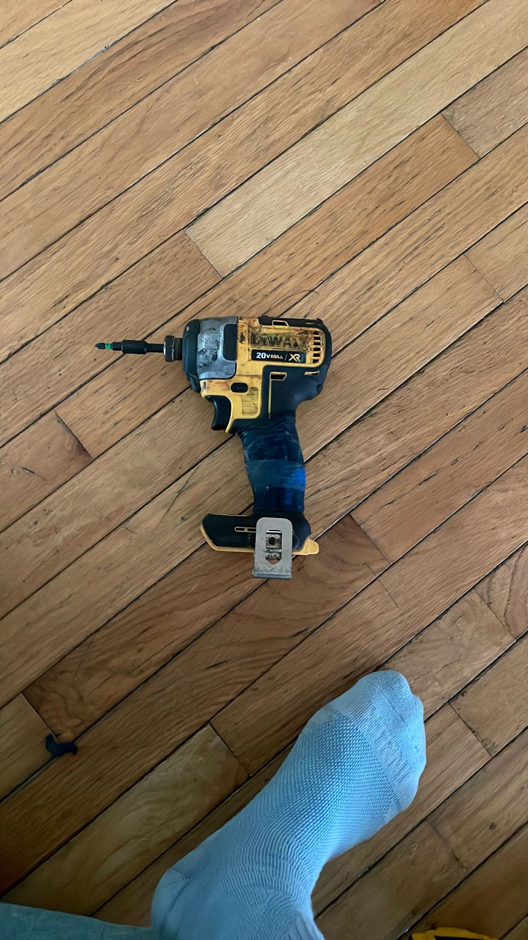 DeWalt DCF887 20V MAX XR Brushless 3-Speed 1/4” Impact Driver