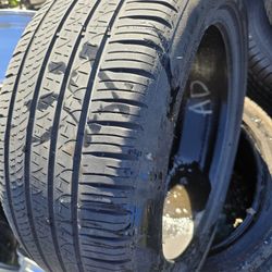 255/45/19 Pirelli Tire 