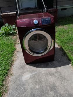 Samsung Front-Load Dryer with Steam