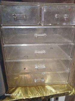 Makeup storage items