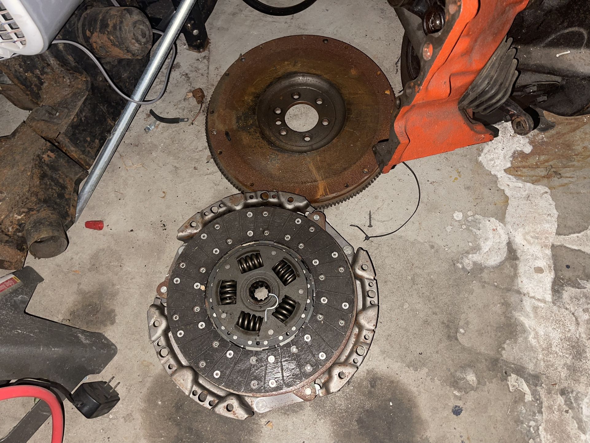 465 munsie 4 speed transmission. fits 350 small and big block chevy