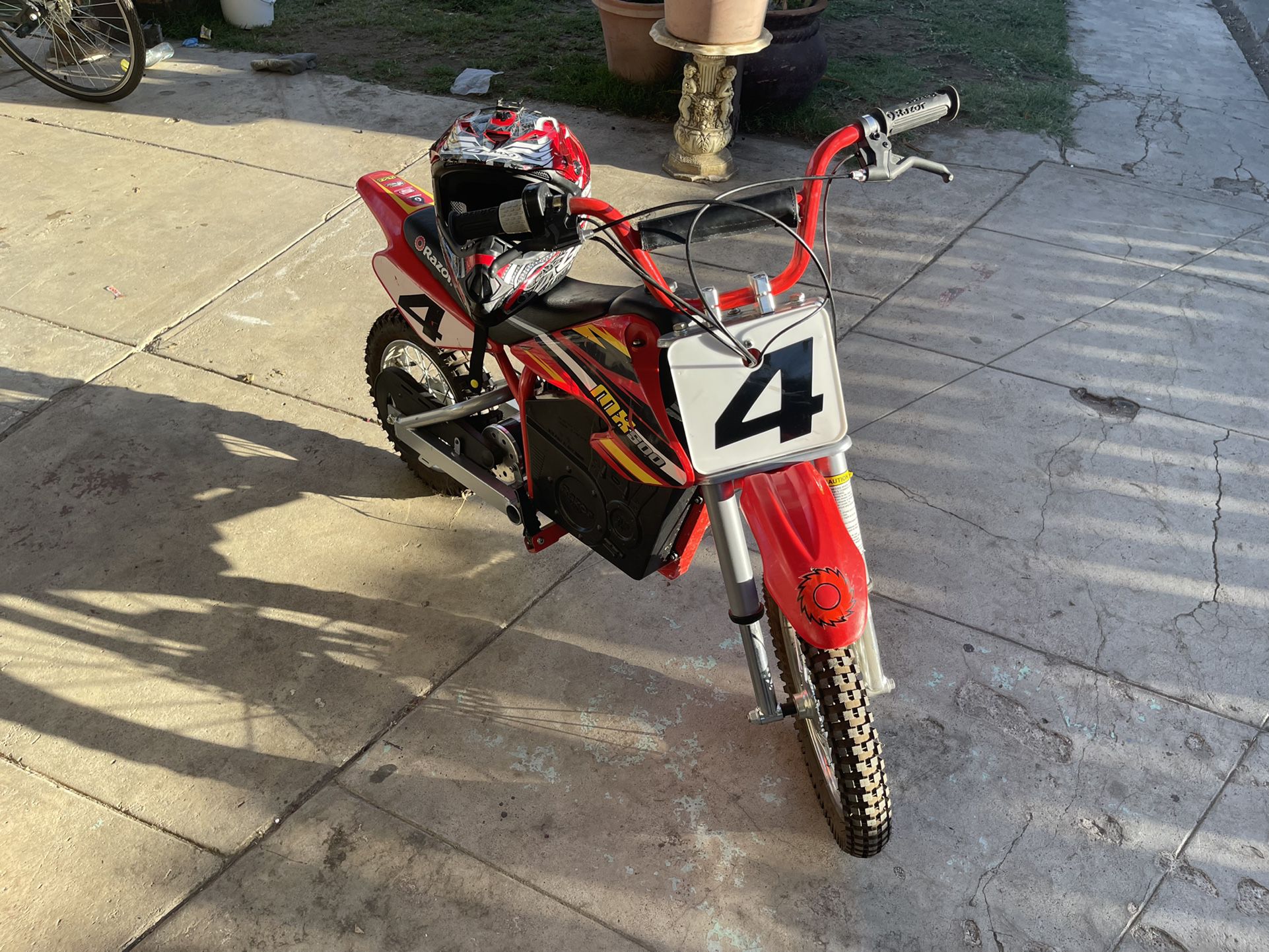 Razor MX500 Dirt Bike
