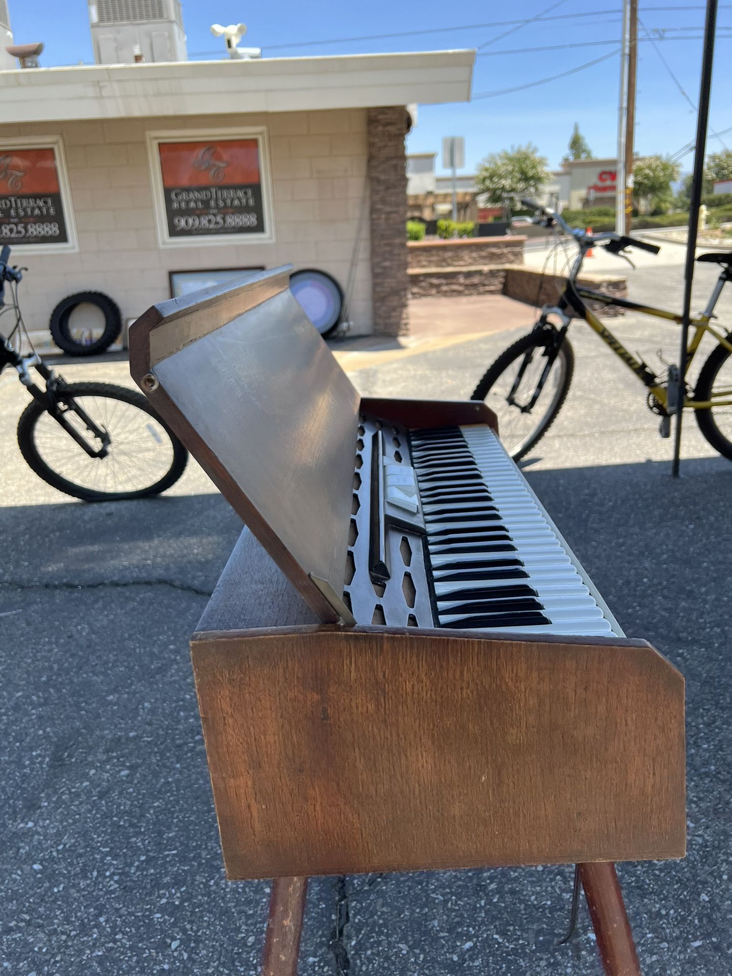 Pianorgan IV
