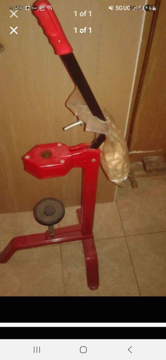 Bottle Corking Machine