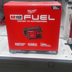 Milwaukee 2 Gallon M18 Quiet Air Compressor 