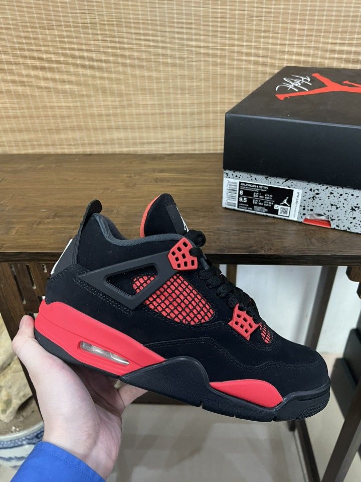 Air Jordan 4 Retro 'Red Thunder'