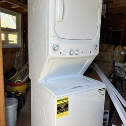 GE  Gas Space Saver Washer Dryer