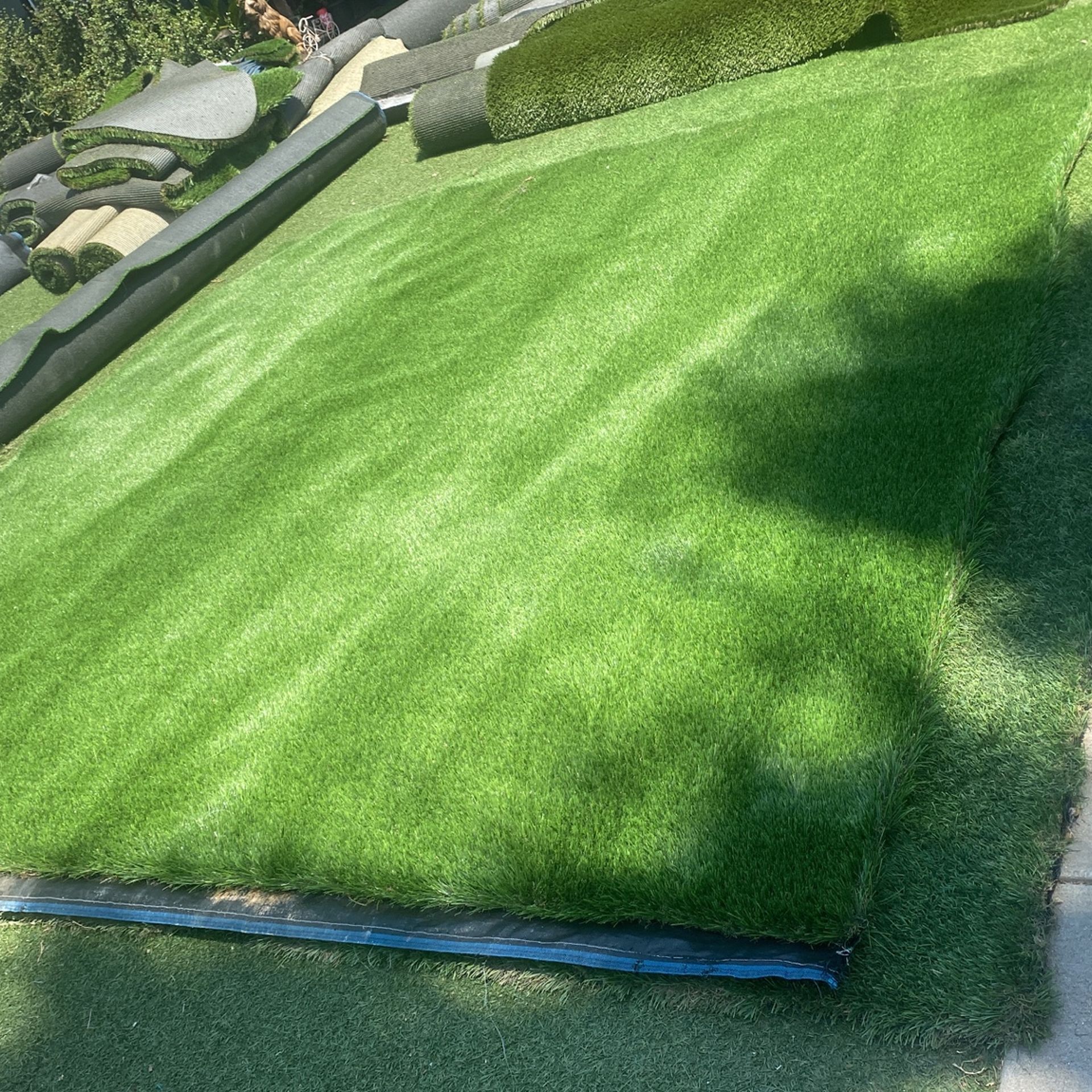 Artificial Grass Turf 10’x10’ $250 Blue Grass Supreme