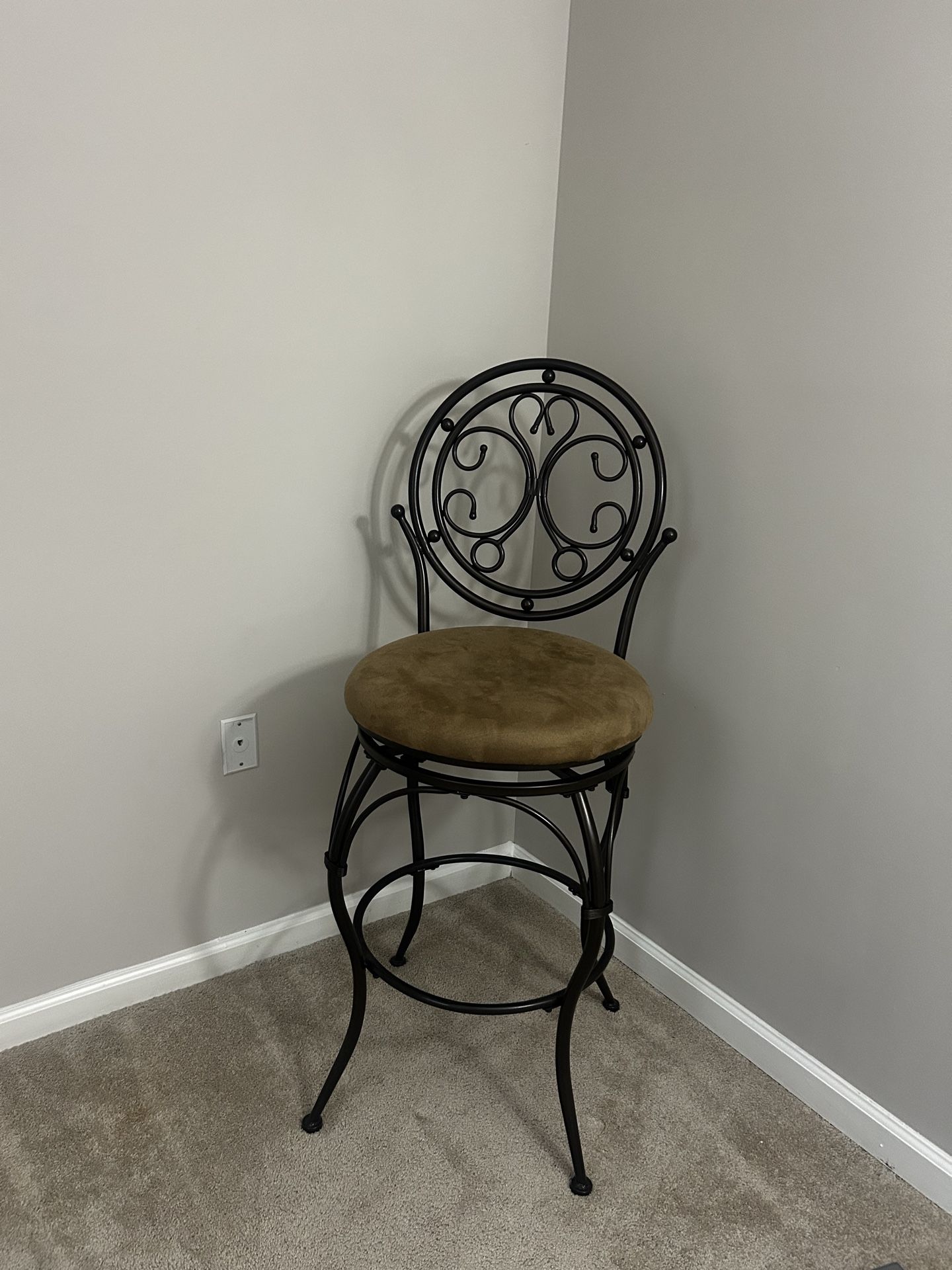 2 Bar stool chairs