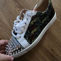  Christian Louboutin Low Top Fashion Sneakers 