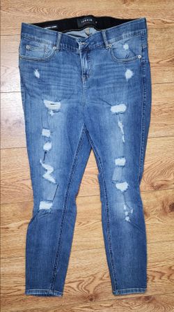 Torrid Women's Bombshell Skinny Distresed Jeans