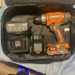 Rigid 18v Drill Set 