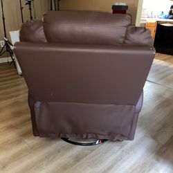 Massaging Recliner 