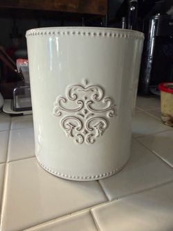 Kitchen Utensil holder