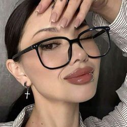 1pc Women's Plastic Big Frame Square Stud Accent Casual Street Fashion Chic Flat Top Fashionable Glasses, Suitable For Dates, Library, Writing And Rea