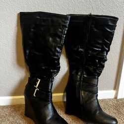 Black Wedged Boots