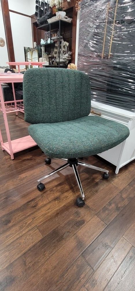 Dowinx Criss Cross Chair with Locking Wheels, Preminum Fabric and Pocket Spring Cushion, Adjustable Swivel Wide Seat, Computer Chair,new Assembled