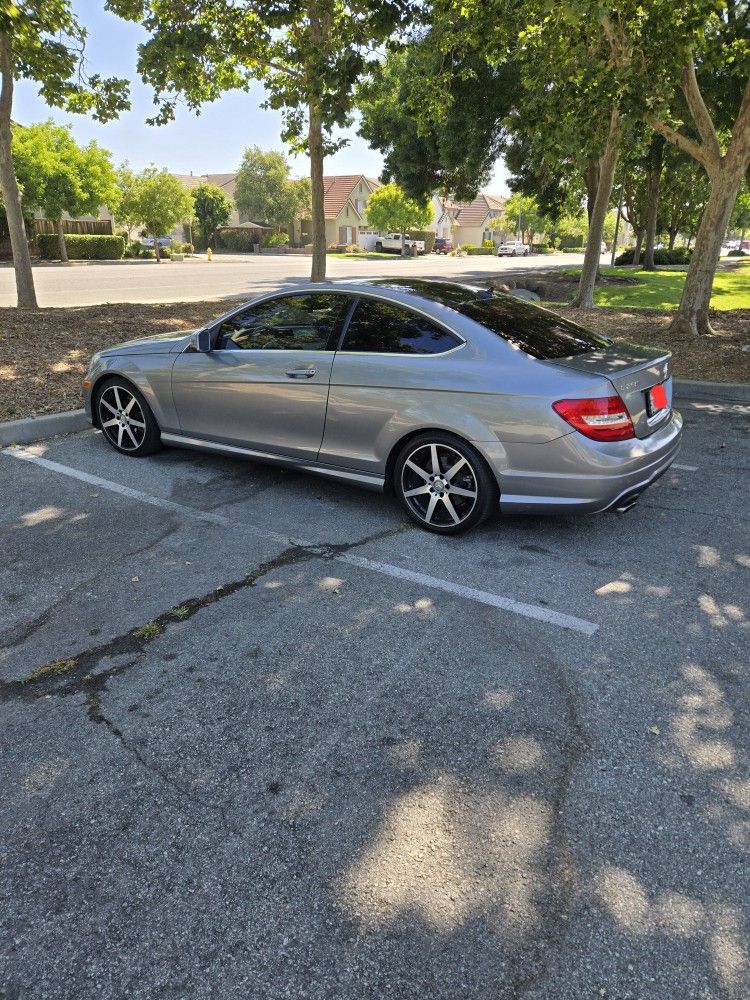 2015 Mercedes-Benz C-Class