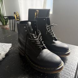 Doc Martens Mens 