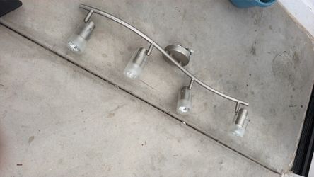 Bathroom light fixture