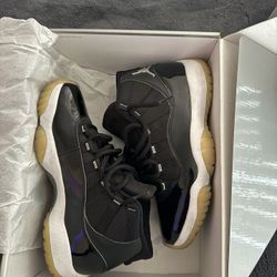 Jordan 11 Jubilee- Size 9.5
