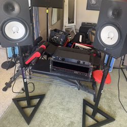 Focusrite Scarlet 18i20 With  Yamaha HS 80