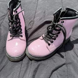 Girls Dr Martens Pink