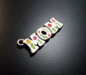 JAMES AVERY ENAMEL BEAUTIFUL MOM CHARM 