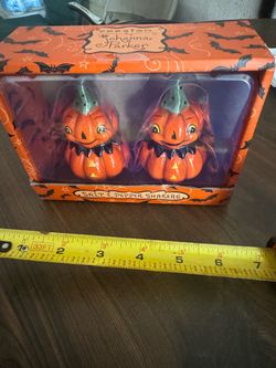 Johanna Parker Halloween Pumpkin Salt & Pepper Shakers