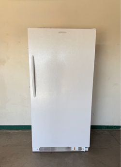 Frigidaire Upright Freezer White 17.4 cu ft