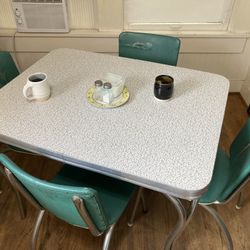 1950s Dining Table And Chairs 