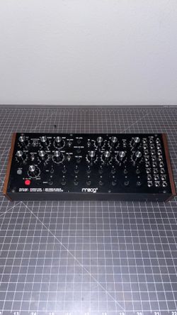 Moog DFAM