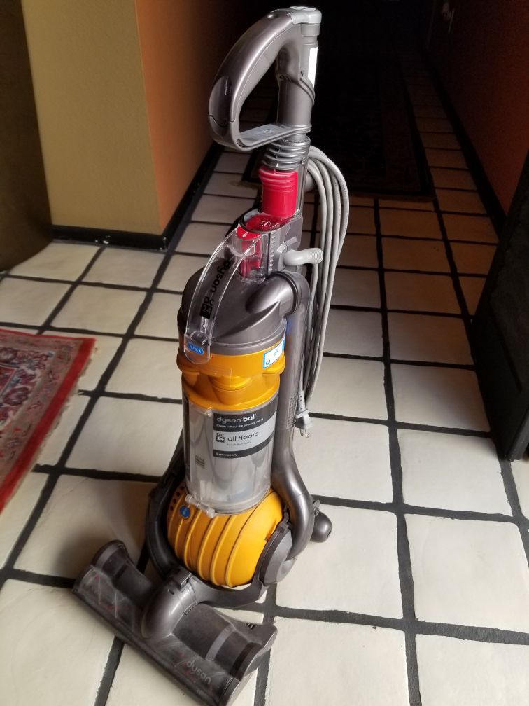 Dyson DC24 Upright All Floor Vacuum