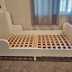 Beautiful Twin Size Bed Frame Only 
