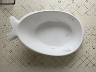 MOBY® 3-Stage Whale Bathtub With Sling