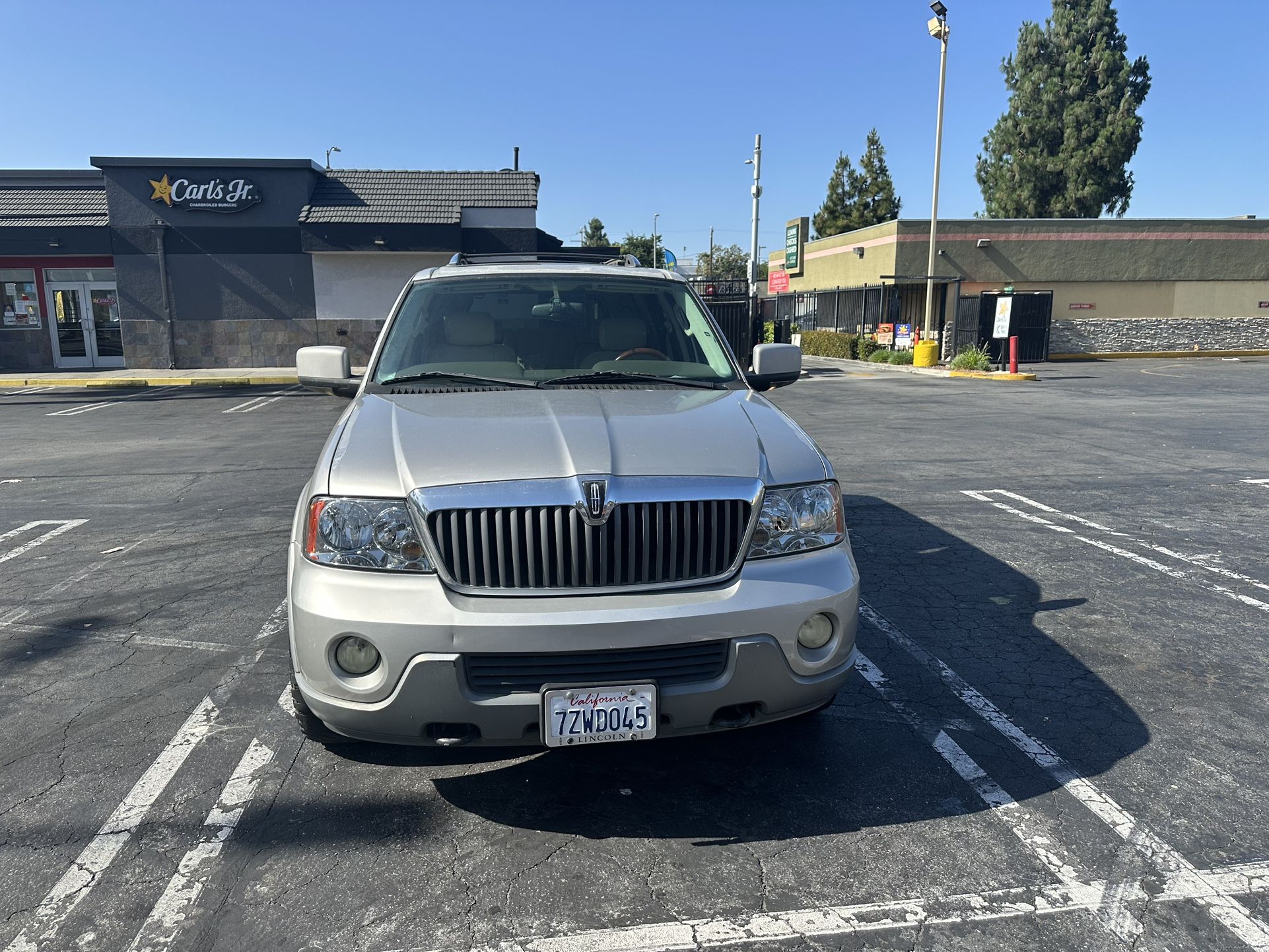 2004 Lincoln Navigator