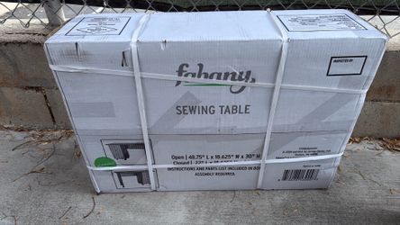 Sewing table