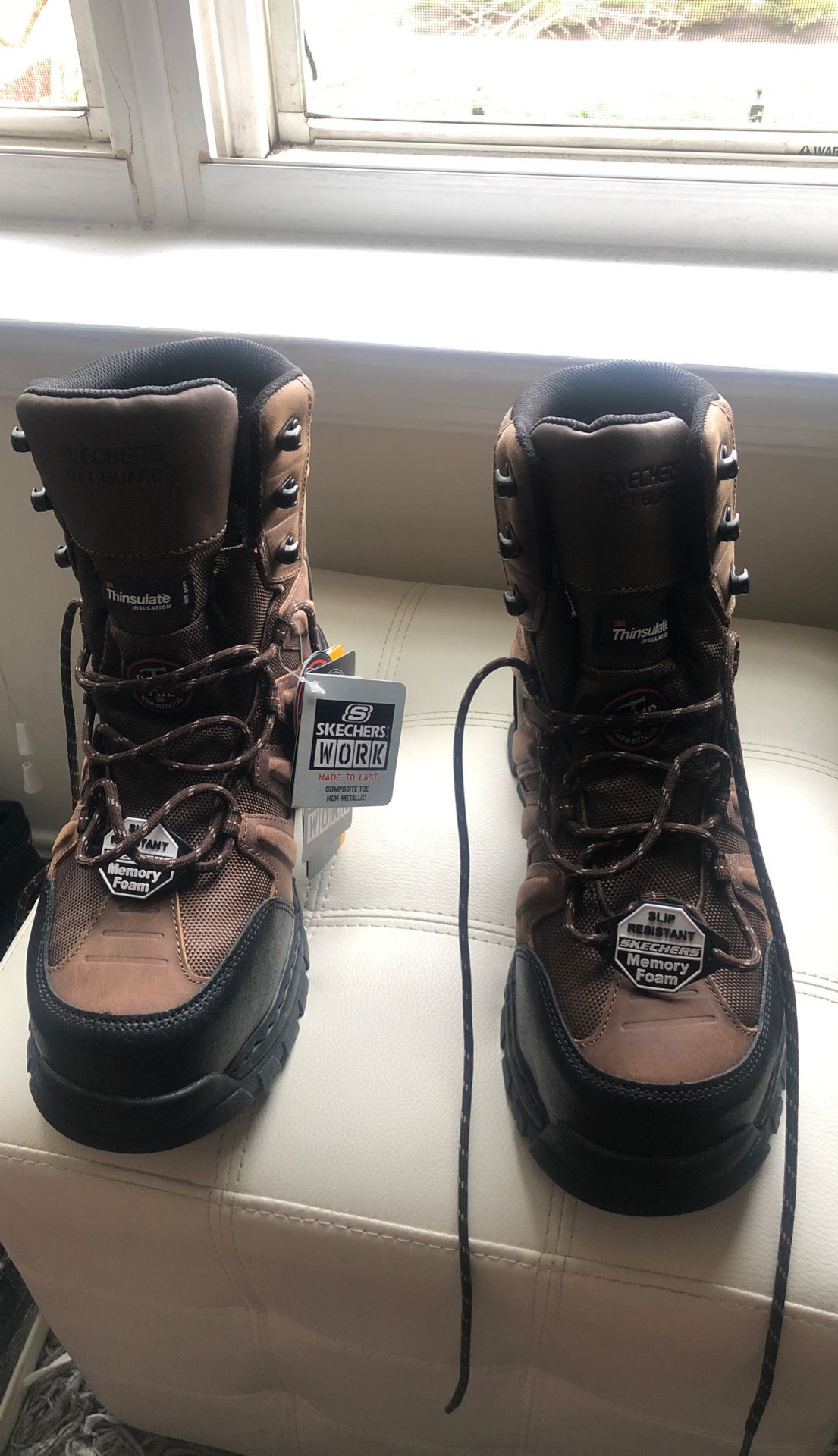 Skechers work boots size 9