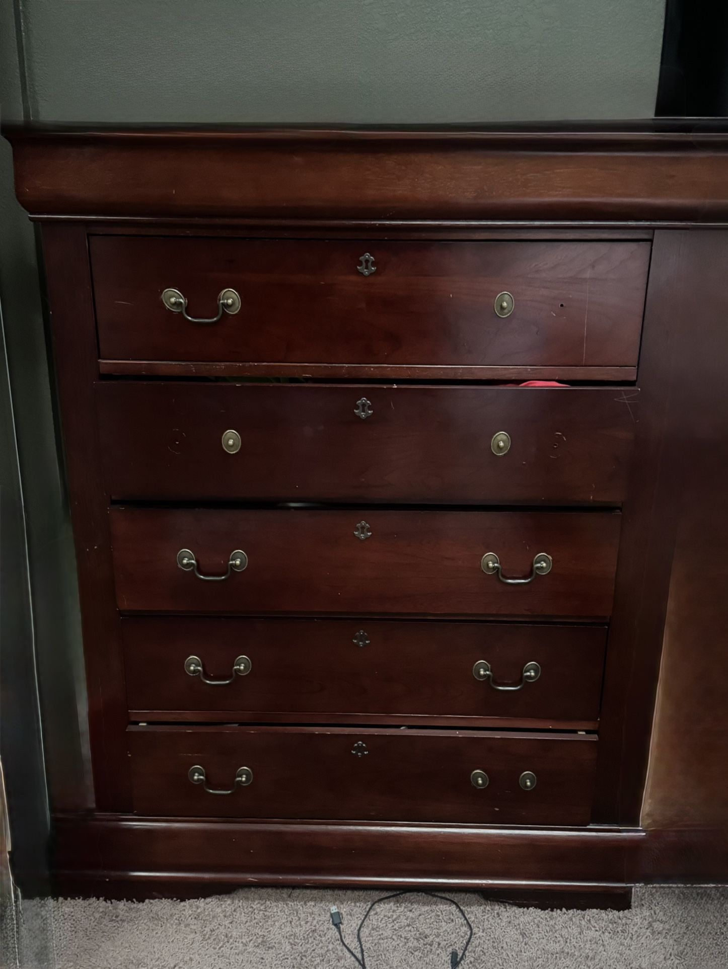 Dresser