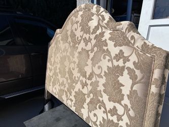 Full/Queen classic Headboard