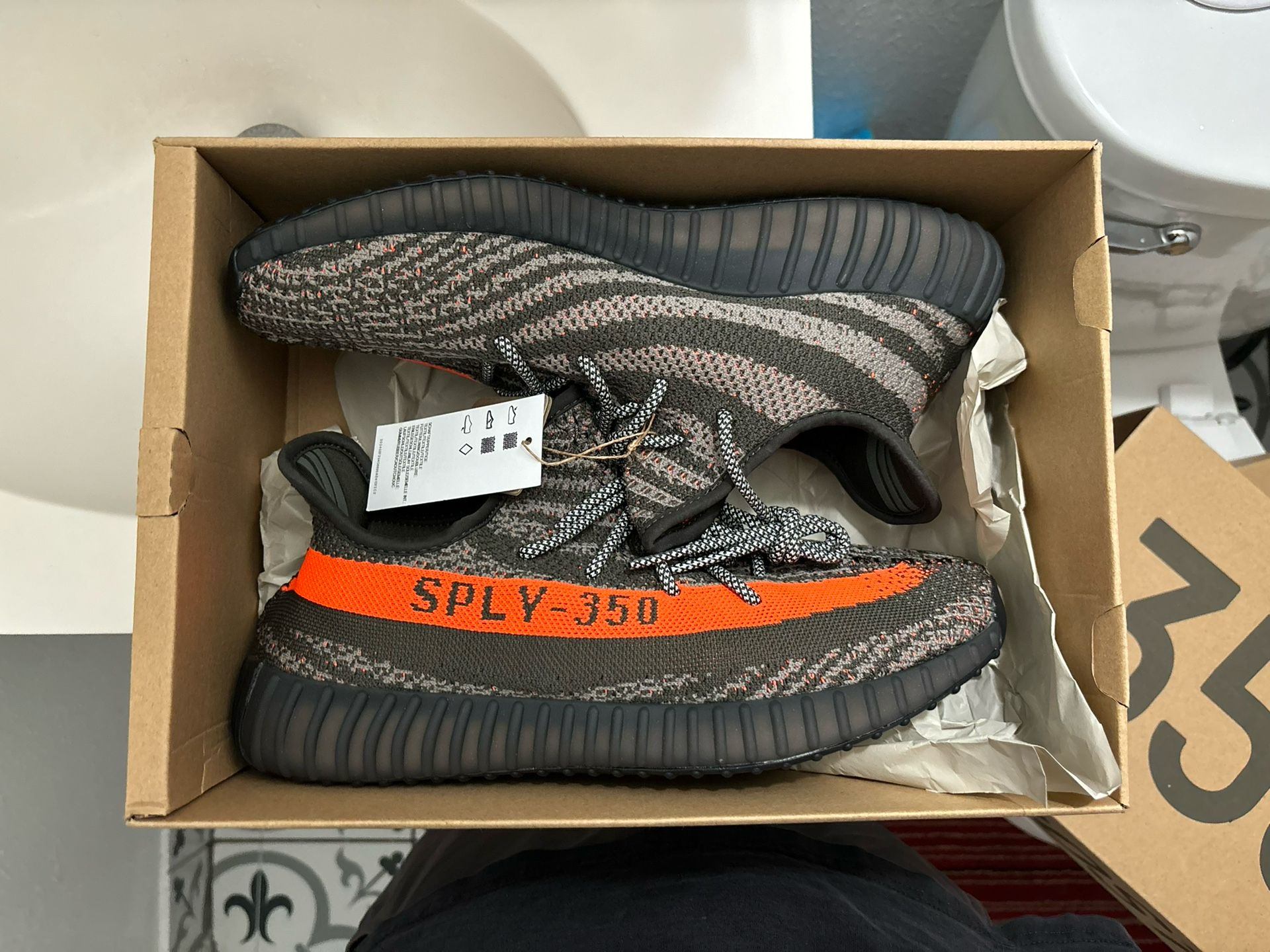 Ds Adidas Yeezy 350 V2 Beluga Size 11